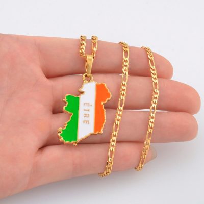 Alternative view of Eire Necklace