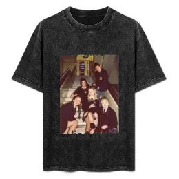 Derry Girls Cast Photo T-Shirt