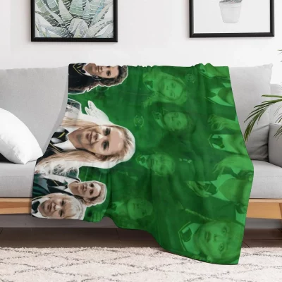 Alternative view of Derry Girls Cast Blanket