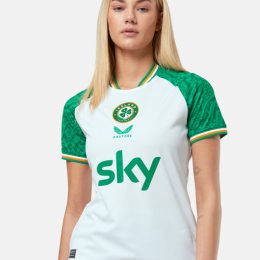 IRELAND Women's 24/25 Third Jersey
