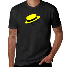 Yellow Hat and Glasses Sketch T-shirt - Classic Style for Breaking Bad Fans