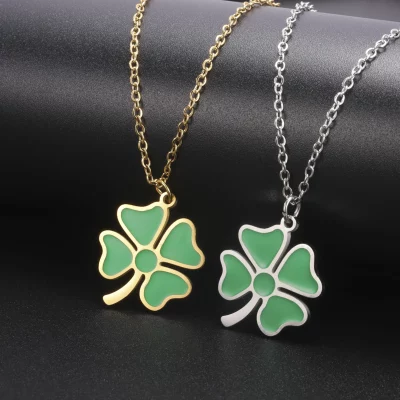 Vassago Four Leaf Clover Necklace