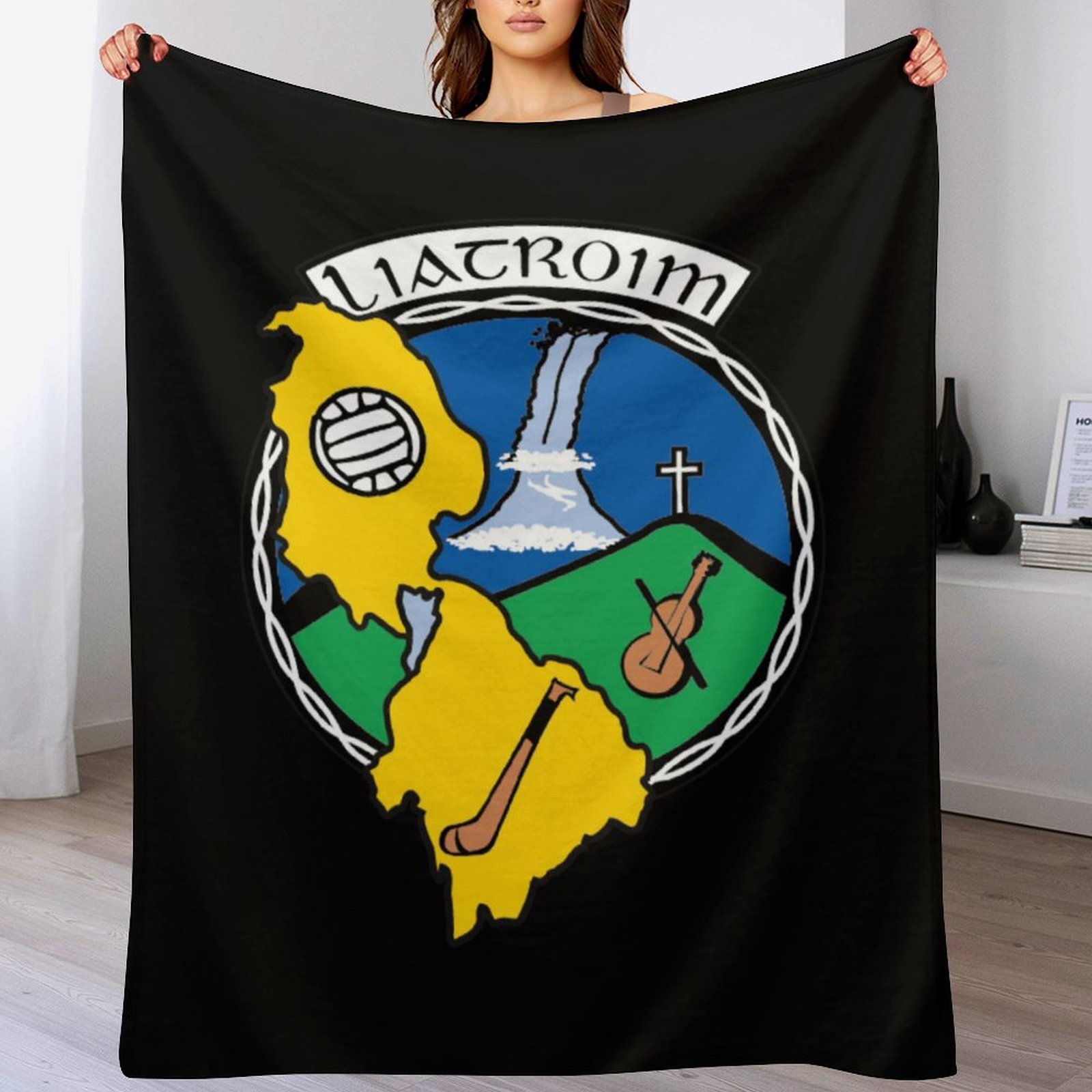 Leitrim GAA Plush Blanket – 50x60" Soft County Throw (White or Black Background) Leitrim GAA Plush Blanket