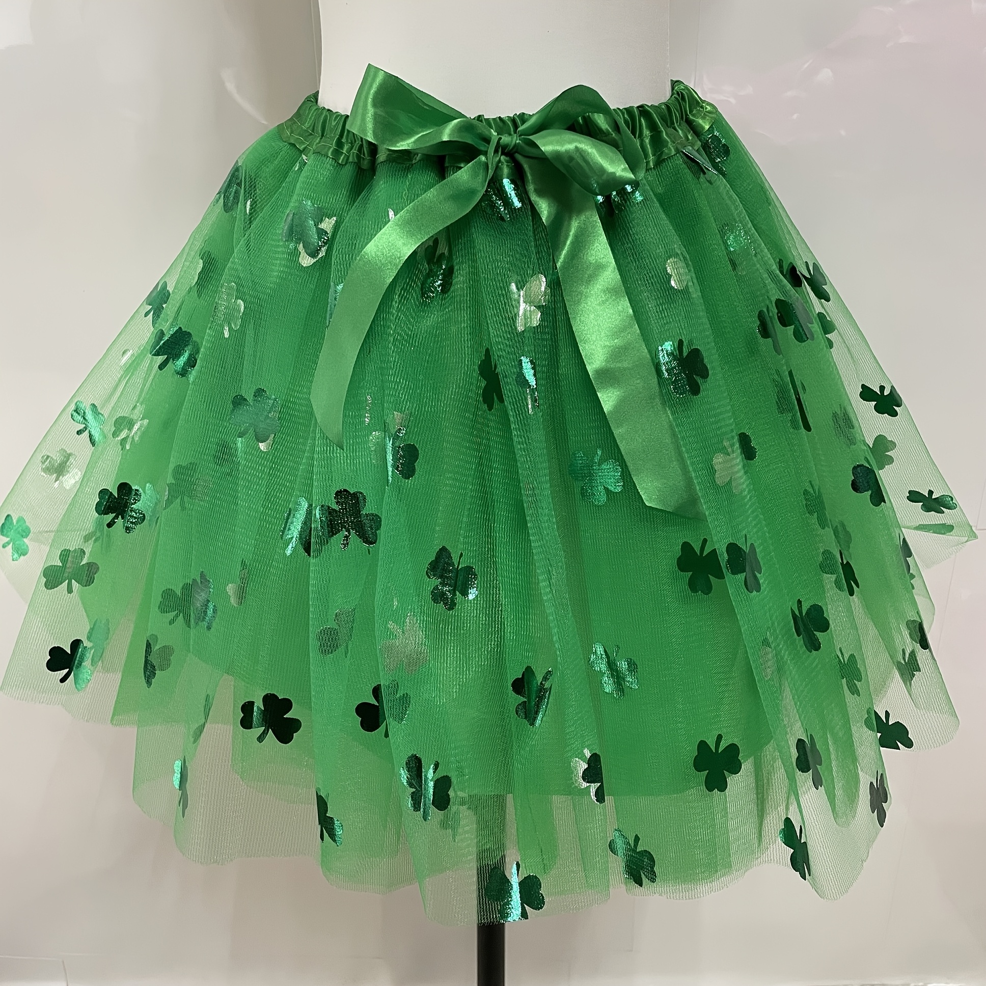 St. Patrick’s Day Adult Costume Skirt – Cute Anime-Themed St. Patrick’s Day Adult Costume Skirt – Cute Anime-Themed