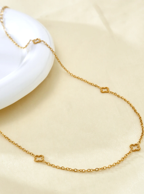 Elegant 18K Gold-Plated Stainless Steel Necklace Elegant 18K Gold-Plated Stainless Steel Necklace
